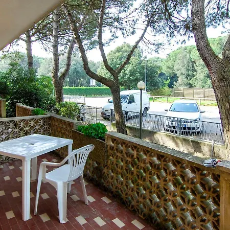 Apartment Casa Lucrezia-4 By Interhome